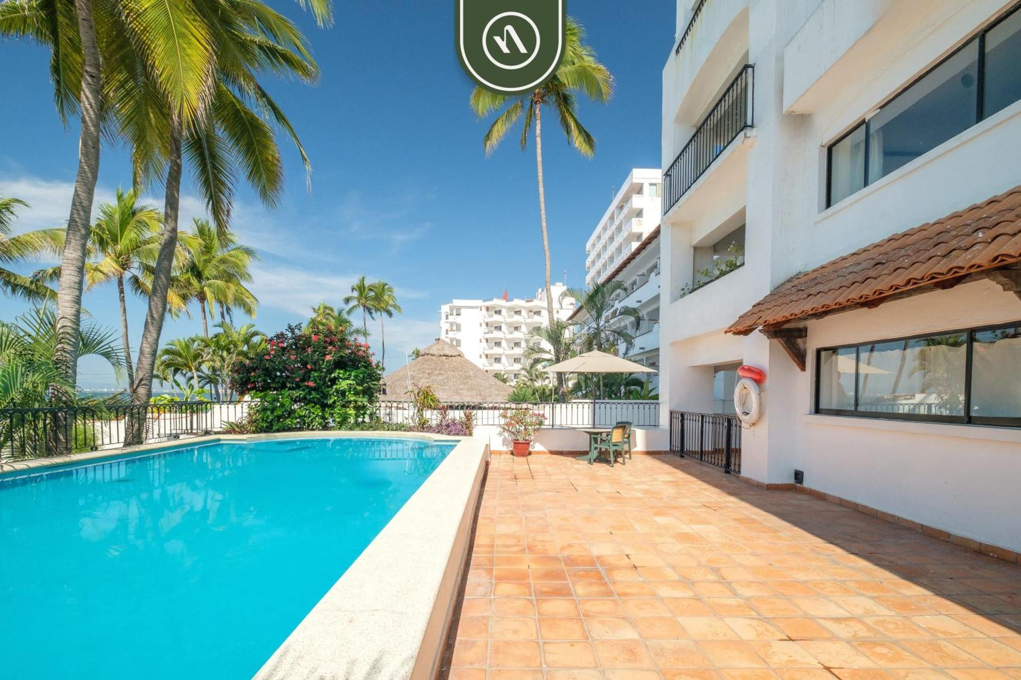 Amazing 2 Bedroom - Partial Oceanview - Pool Puerto Vallarta