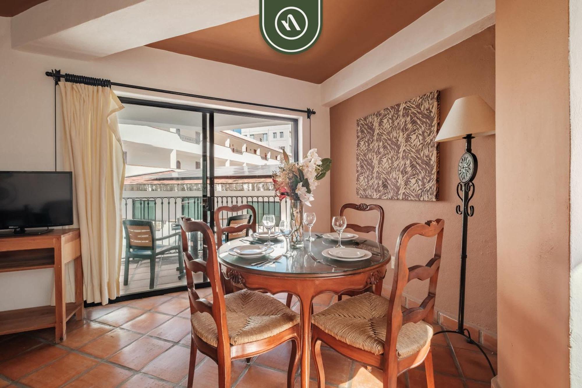 Apartment Amazing 2 Bedroom - Partial Oceanview - Pool Puerto Vallarta